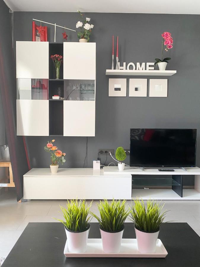 Oasis Beach Apartments Alicante Esterno foto