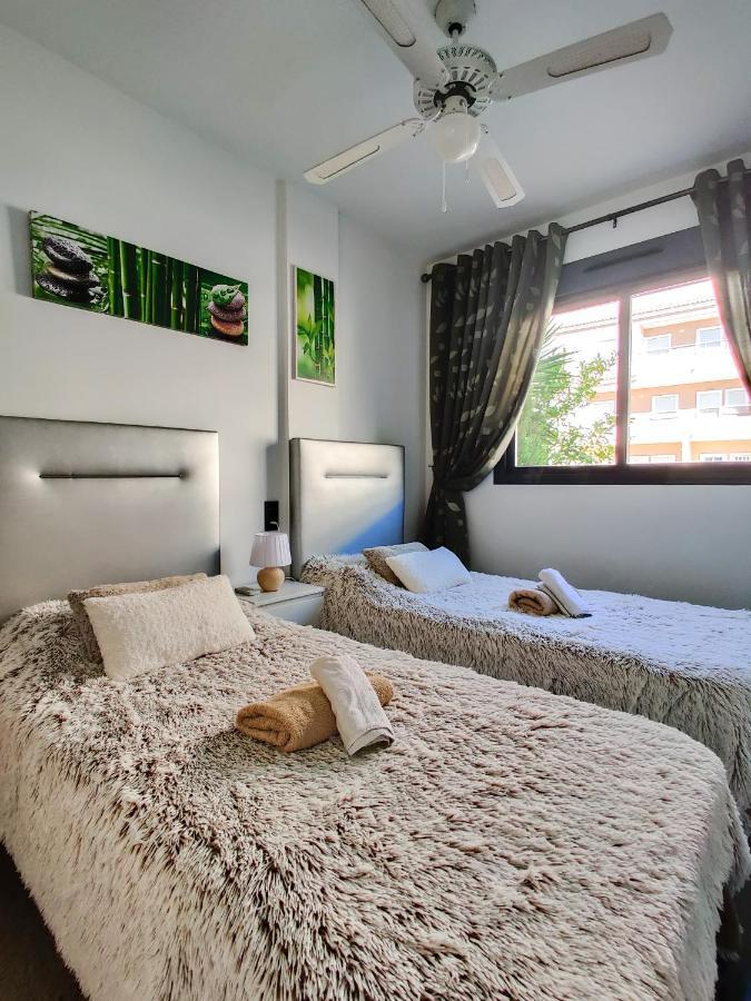 Oasis Beach Apartments Alicante Esterno foto