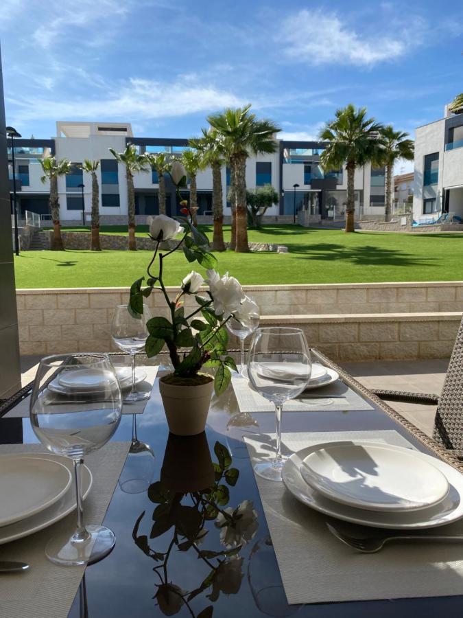 Oasis Beach Apartments Alicante Esterno foto